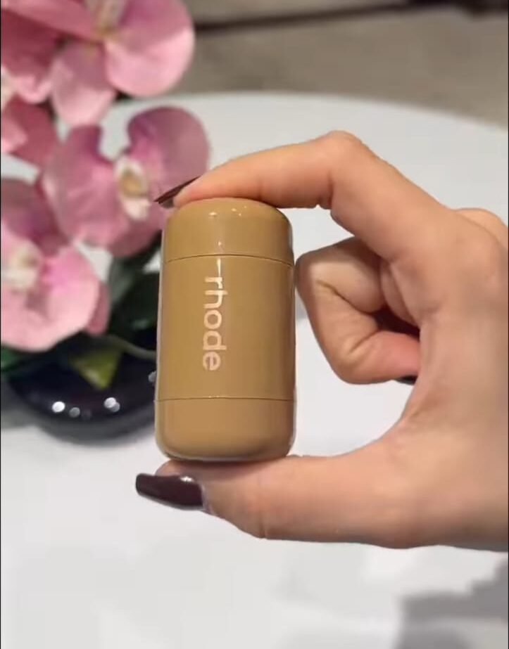 Vintage Patterned Cozy Sweater - Image 3