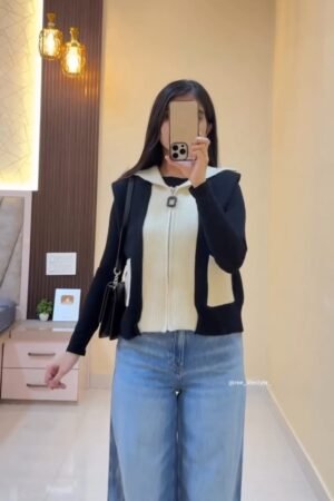 Chic Contrast Collar Cardigan Look