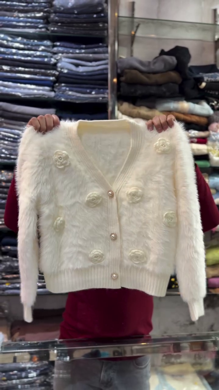 Soft Mauve Floral Embellished Fuzzy Knit Cardigan - Image 4